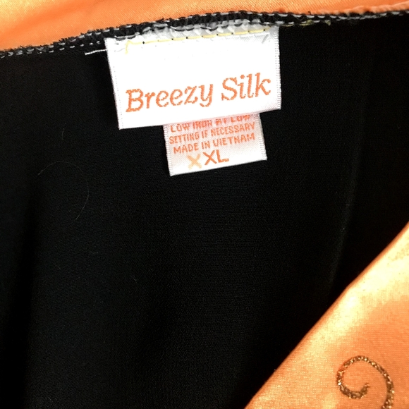 Breezy Silk Sheer Embroidered Robe Women's Size XL - Picture 5 of 6